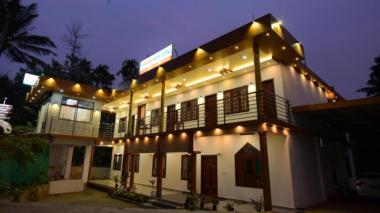 Annus Homestay Ramakkalmedu Exterior photo